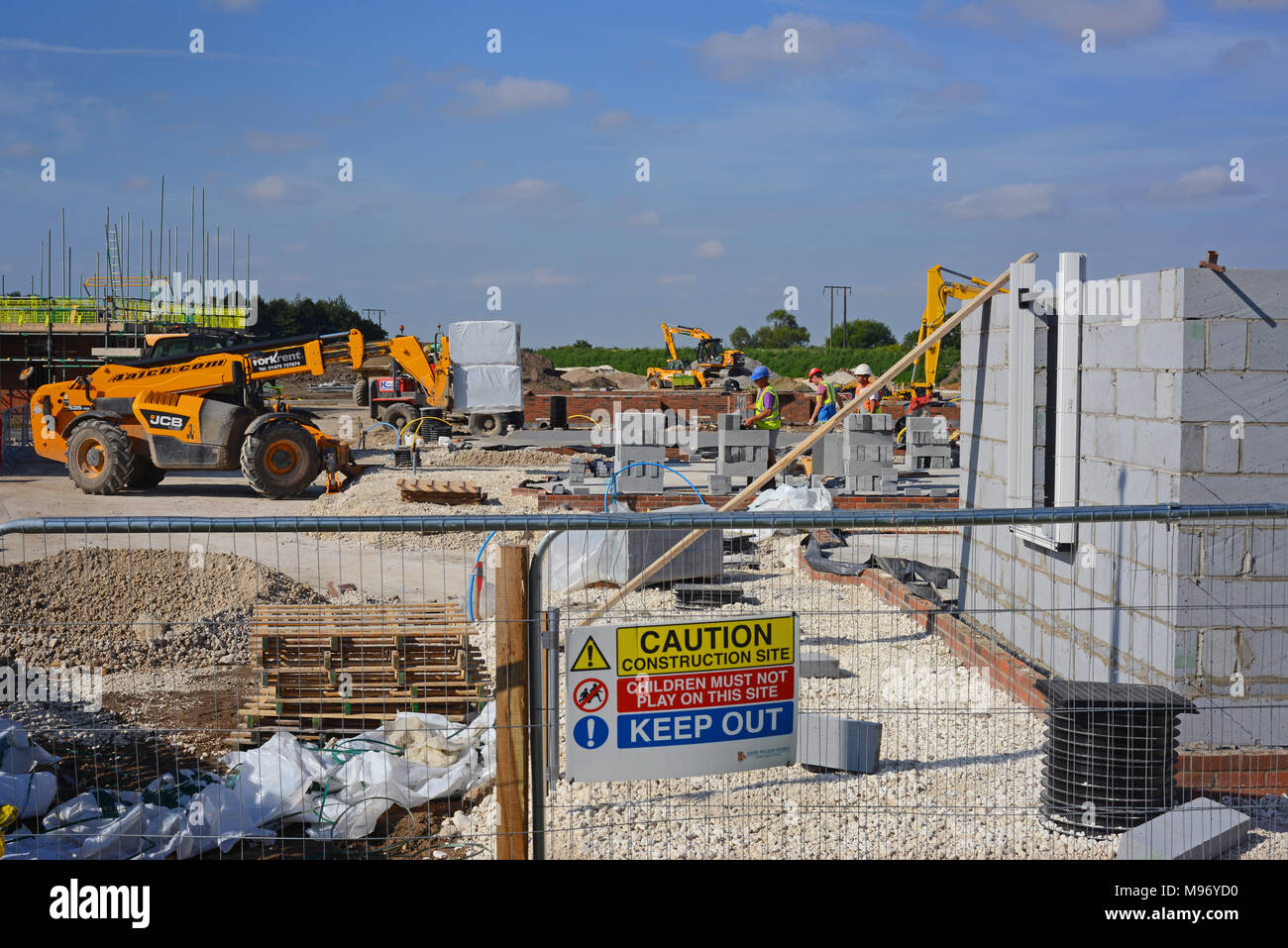 Der Bau von neuen Häusern in Gerste Felder Entwicklung Selby yorkshire United Kingdom Stockfoto
