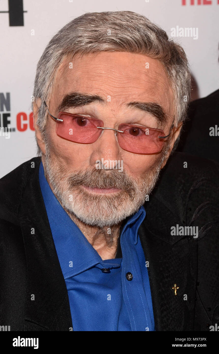 Hollywood, Ca. 22 Mär, 2018. Burt Reynolds Im letzten Film Star Premiere auf der Egyptian Theatre in Hollywood, Kalifornien. März 22, 2018. Quelle: David Edwards/Medien Punch/Alamy leben Nachrichten Stockfoto