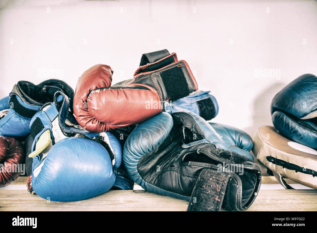 Getestet Zeit und Training Boxhandschuhe, Boxsport Zubehör, Sport und Training Stockfoto