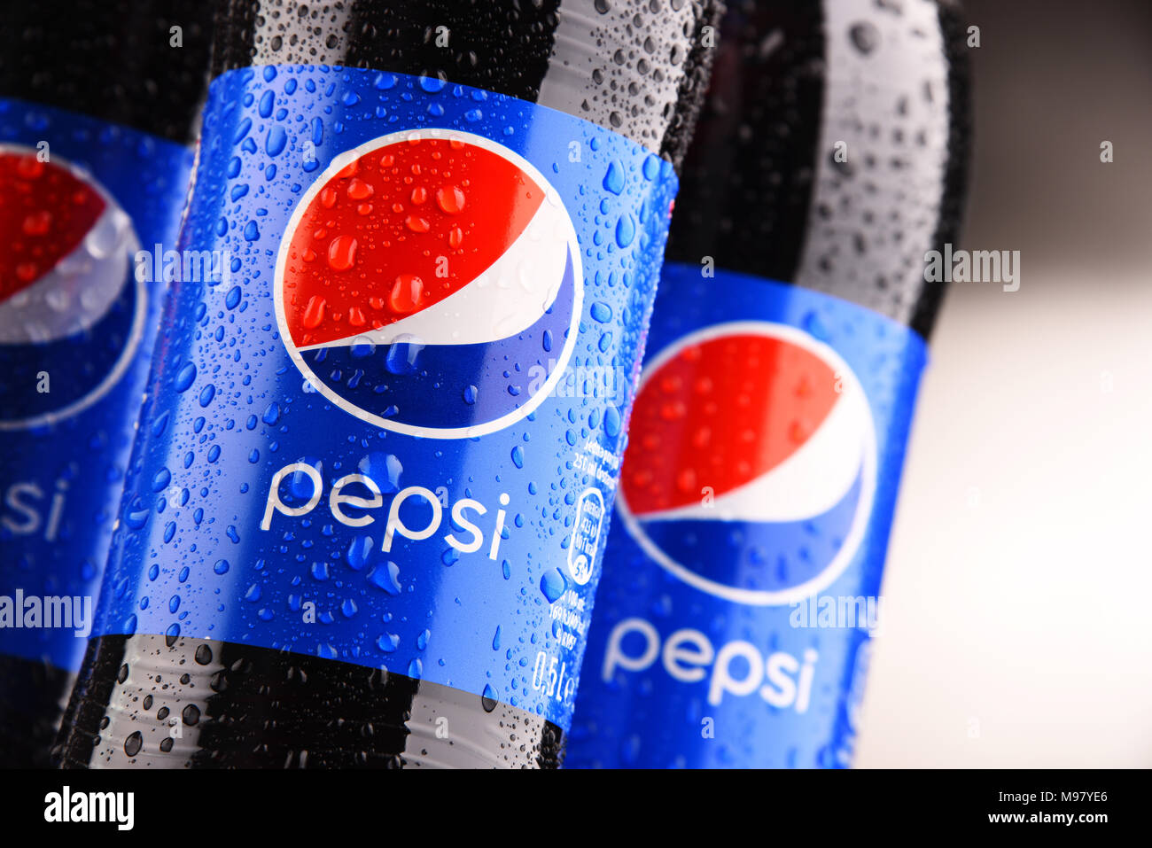 1 pepsi cola -Fotos und -Bildmaterial in hoher Auflösung – Alamy