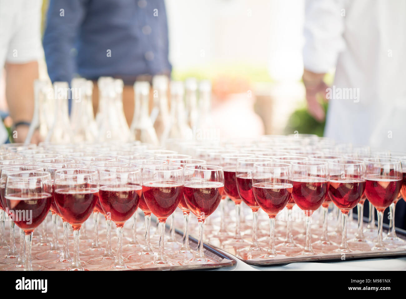 Essen und Trinken für eine atemberaubende Hochzeit Stockfoto