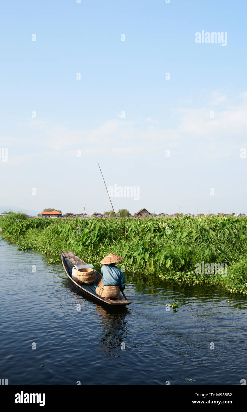 Die burmesische Fischer bei Sonnenuntergang, Inle Lake, Myanmar. Stockfoto