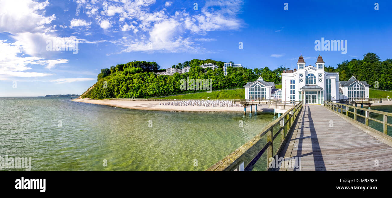 Deutschland, Mecklenburg-Vorpommern, Rügen, Sellin, Sellin Pier Stockfoto