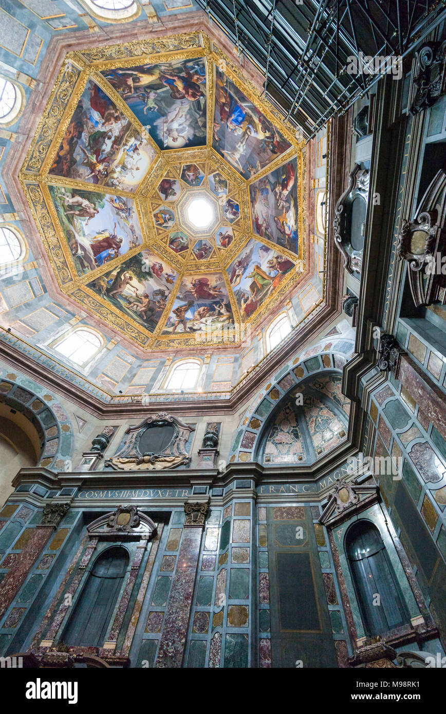 Florenz. Italien. Innenansicht der Cappella dei Principi, (Kapelle des Fürsten), (Cappelle Medicee). Kirche von San Lorenzo. Die Stockfoto