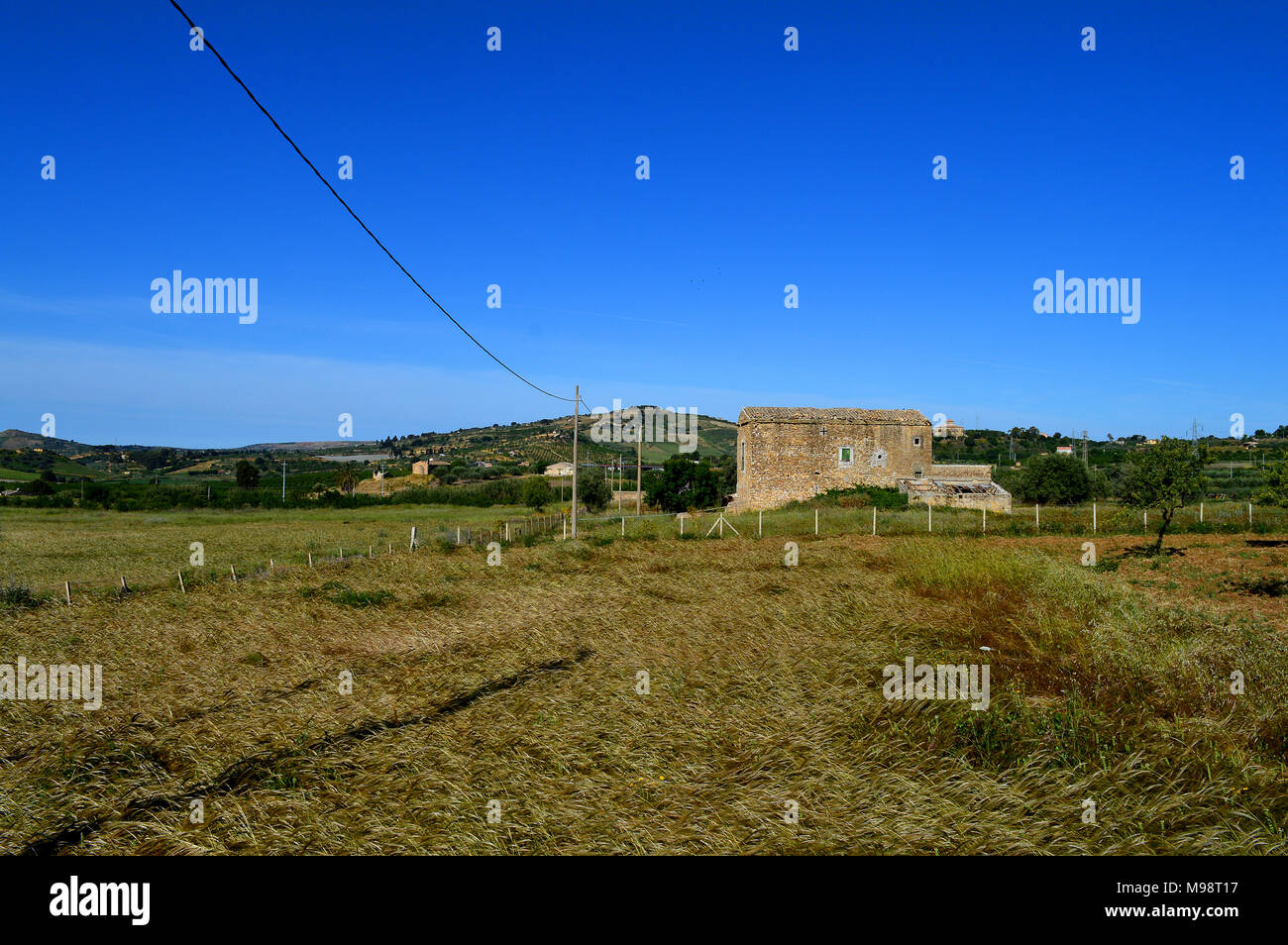 Campagne siciliane Fotos und Bildmaterial in hoher Auflösung Alamy