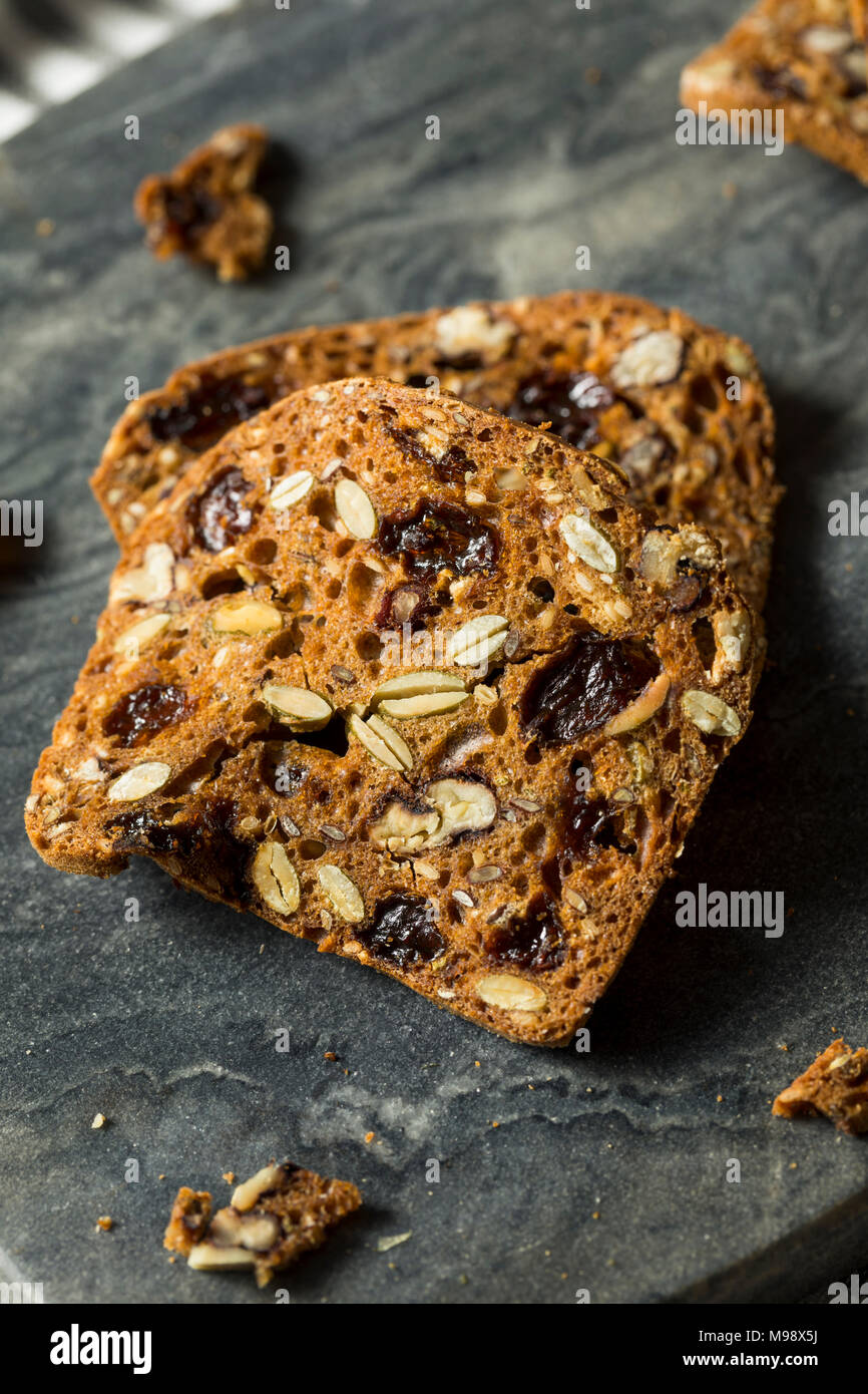 Hausgemachte Pecan und Cranberry Kekse mit Samen Stockfoto