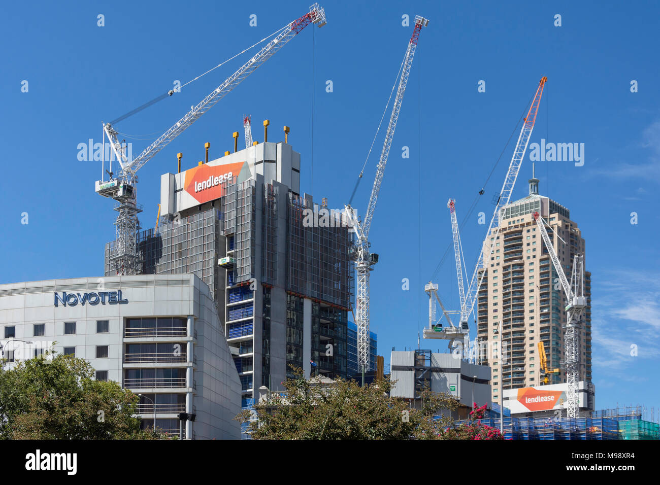 Bei Neubauten, Darling Harbour, Sydney, New South Wales, Australien Stockfoto