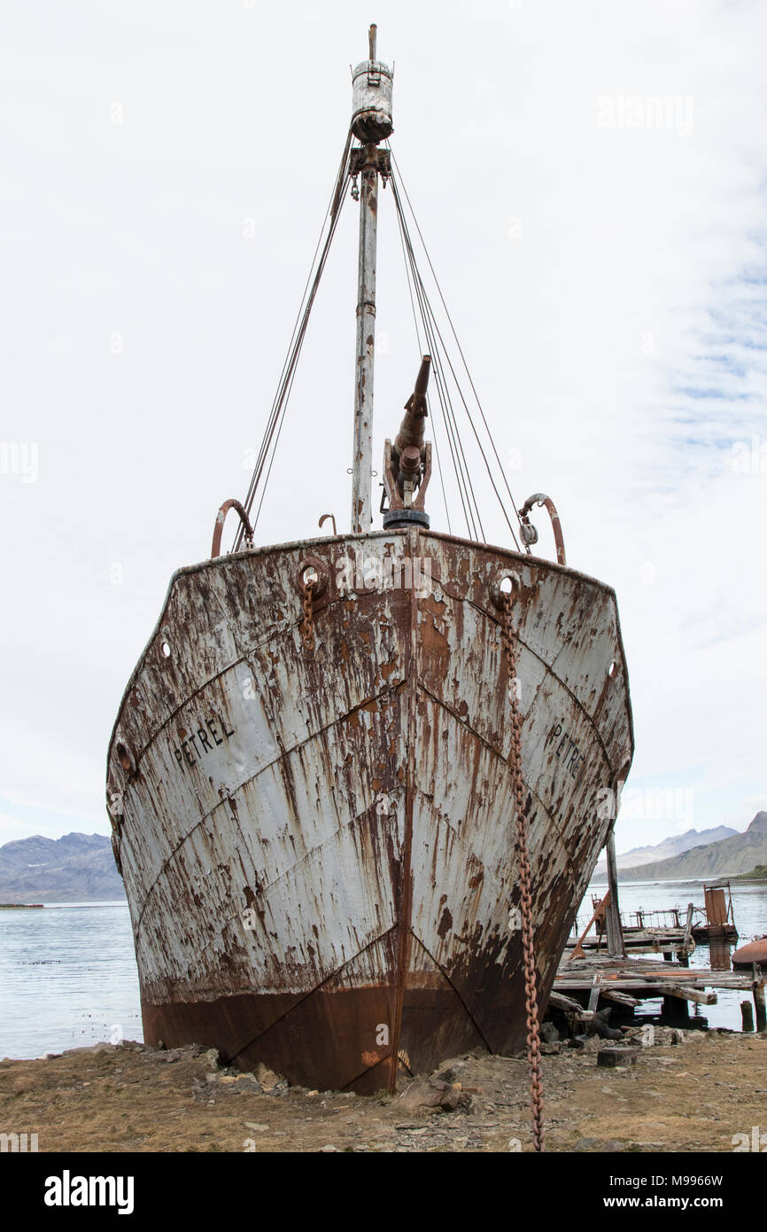 Ansicht der historischen Walfangstation in Grytviken, Südgeorgien, die stillgelegten Maschinen Stockfoto