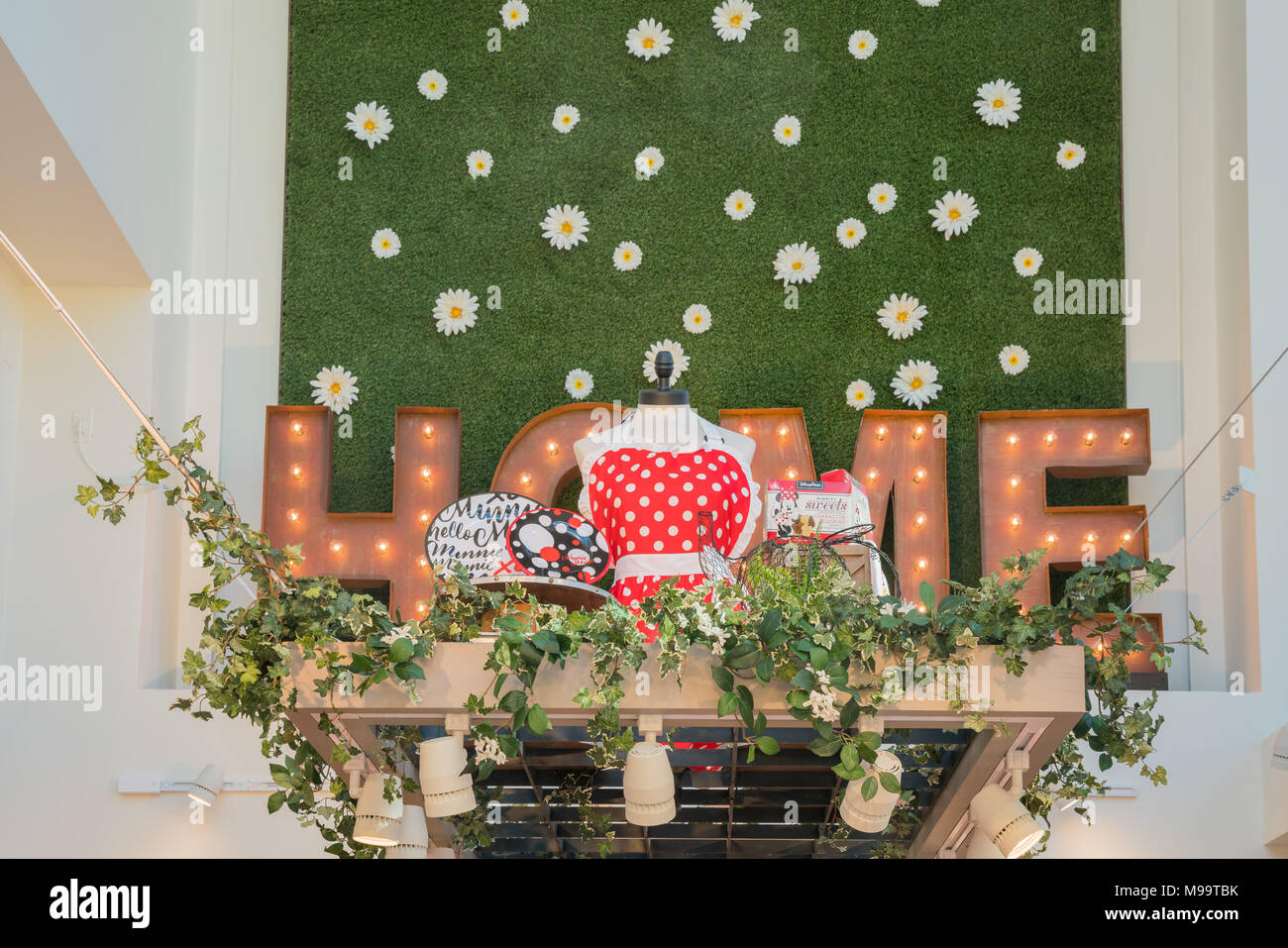 Los Angeles, FEB 18: schöne Läden in Downtown Disney District am 18.Februar, 2018 in Los Angeles Stockfoto