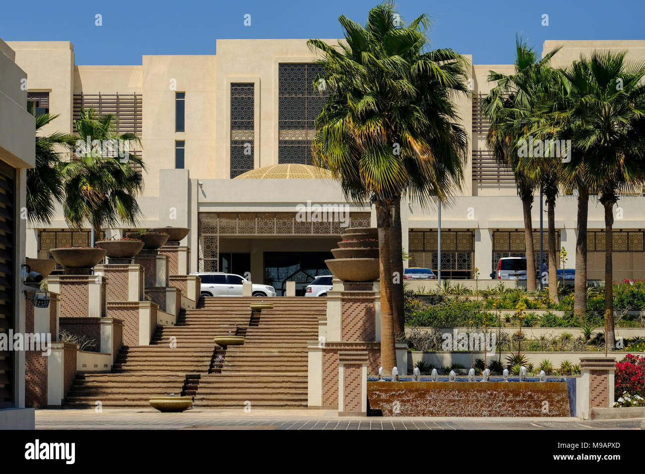 Fassade Park Hyatt Abu Dhabi Hotel und Villas, Saadiyat Island, Abu Dhabi, VAE. Stockfoto