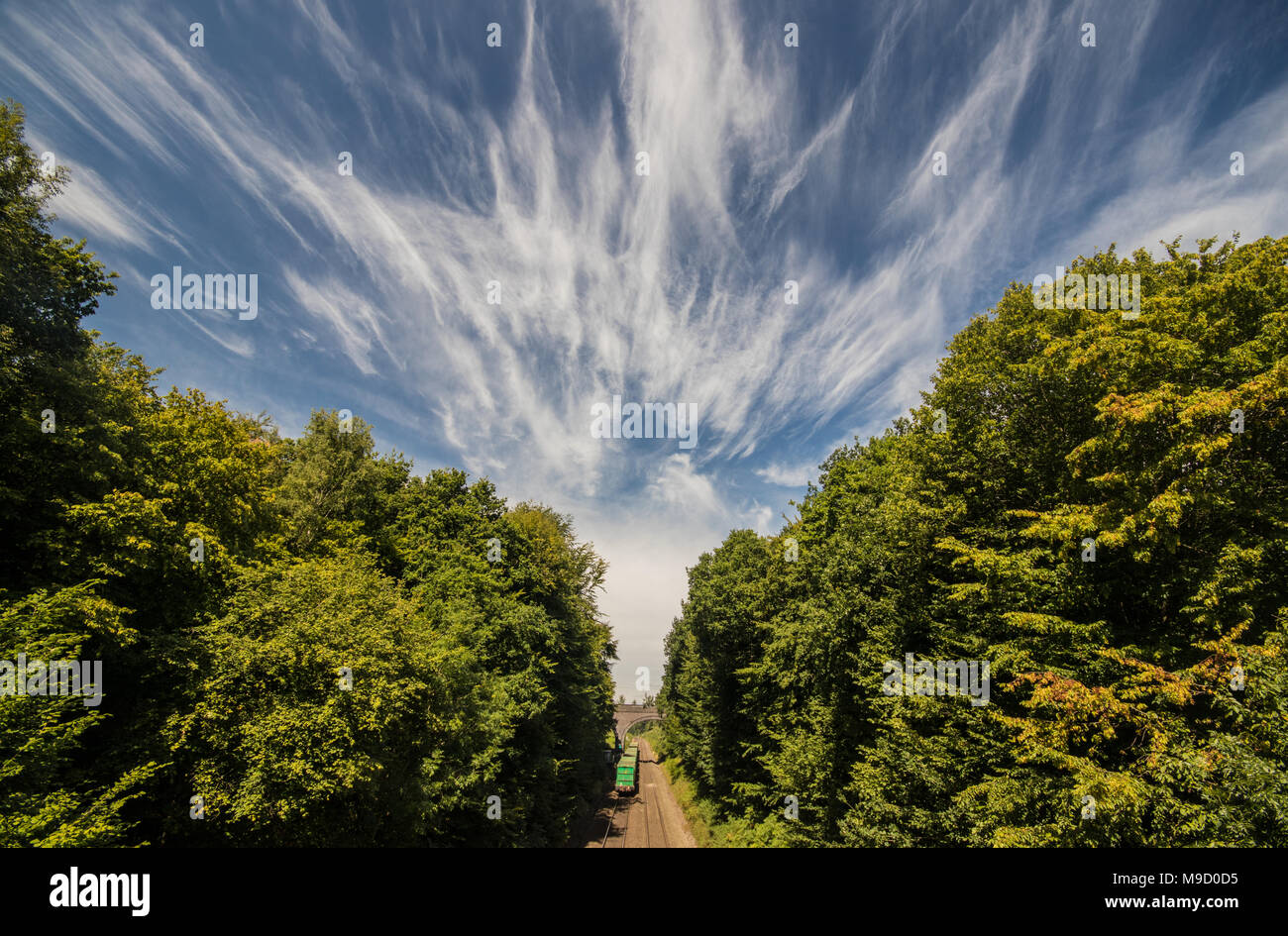 Blick auf die Landschaft an Latimer Münster, eine Kirche in der Nähe von Gerrards Cross und Chalfont St Peter, Buckinghamshire, Großbritannien Stockfoto
