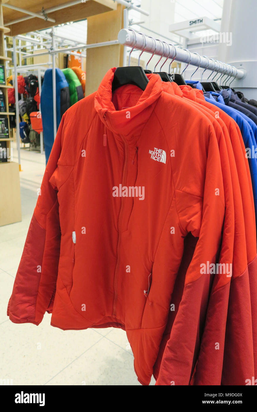 Die North Face Flagship-Store auf Fifth Avenue, New York, USA Stockfoto