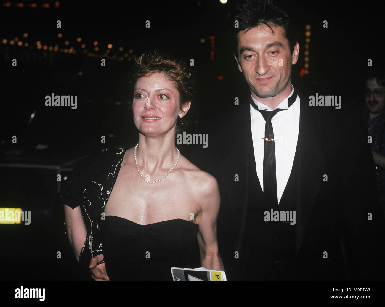 Susan Sarandon und ihr Freund in New York City im Mai 1983. Quelle: Walter McBride/MediaPunch Stockfoto