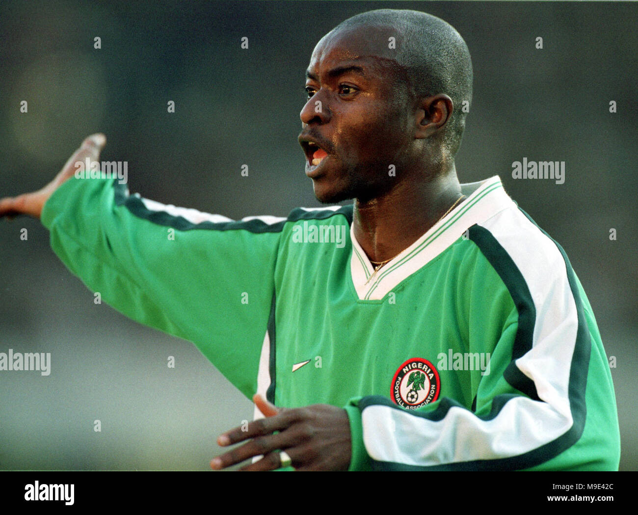 Mungersdorfer Stadion Köln, Deutschland 22.04.1998, Fußball International Freundlich, Deutschland gegen Nigeria mit 1:0 ---- Finidi GEORGE (Nigeria) Stockfoto