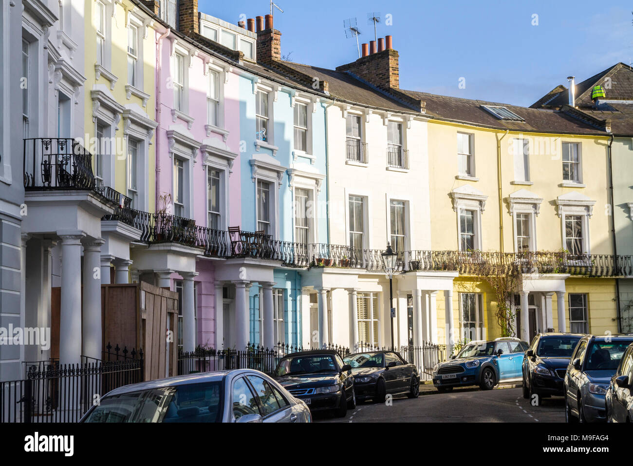 bunte hauser primrose hill london paddington bear film location film trocken der heimat der familie braun chalcot crescent london primrose hill stockfotografie alamy