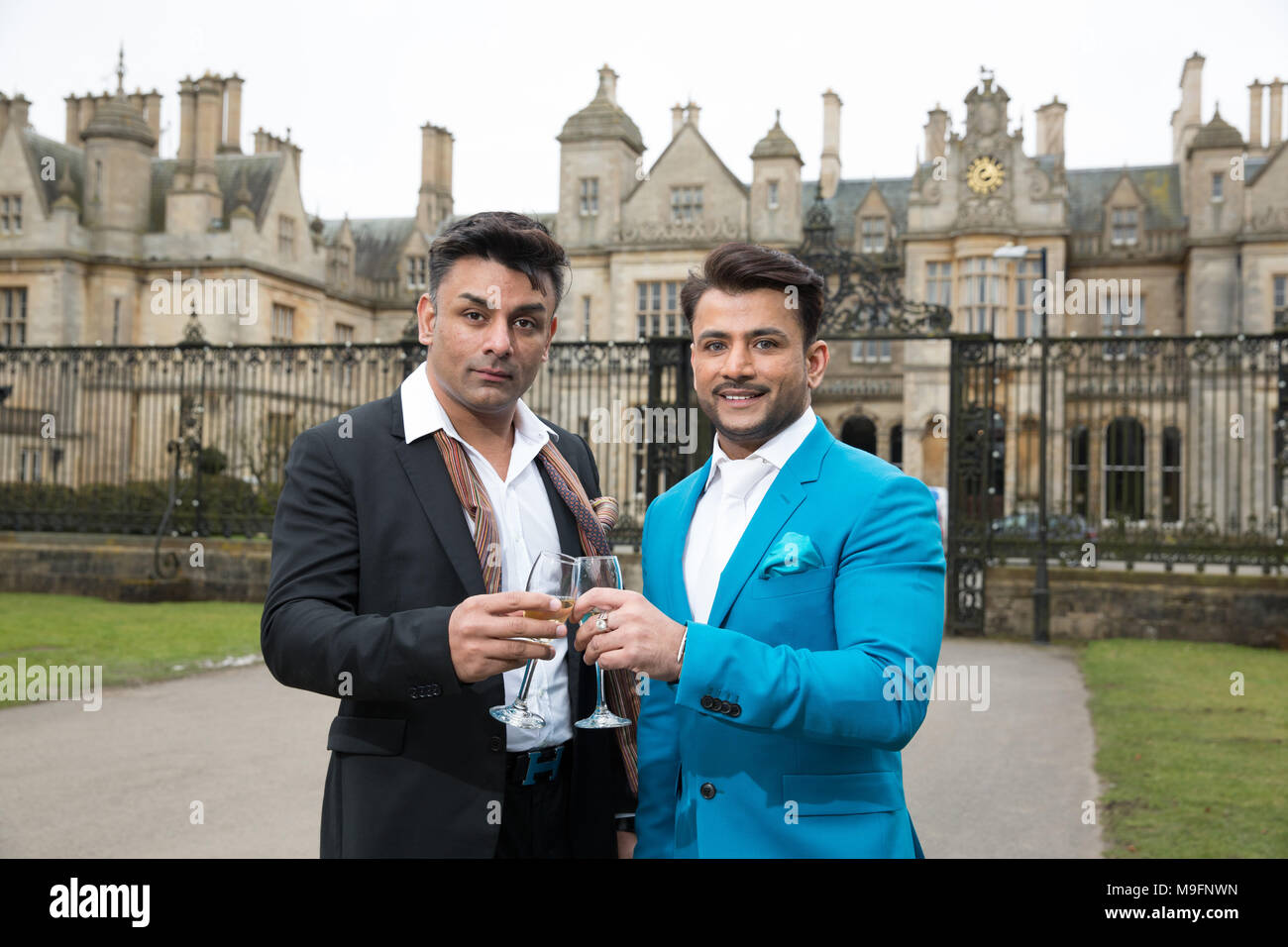 Ravi Kathuria und Sanjay Kathuria vom Talash Hotel Gruppe, Stoke Rochford Hall in der Nähe von Grantham in Lincolnshire eigene Stockfoto