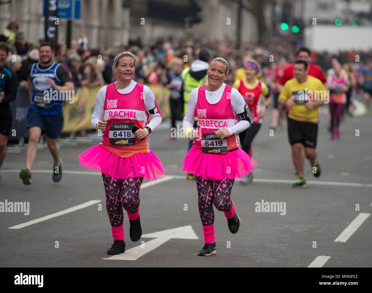London, Großbritannien. 25. März 2018. Die Eröffnungs-Wahrzeichen Londons Halbmarathon findet in Westminster und die Innenstadt von London. Stockfoto