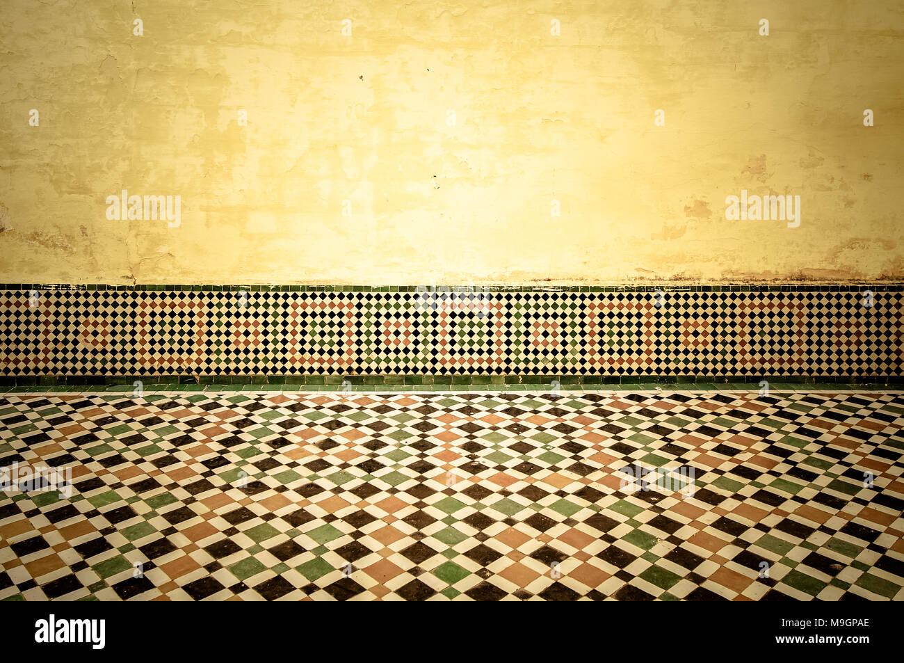 Grunge Interieur mit Vintage marokkanische Fliesen Stockfoto