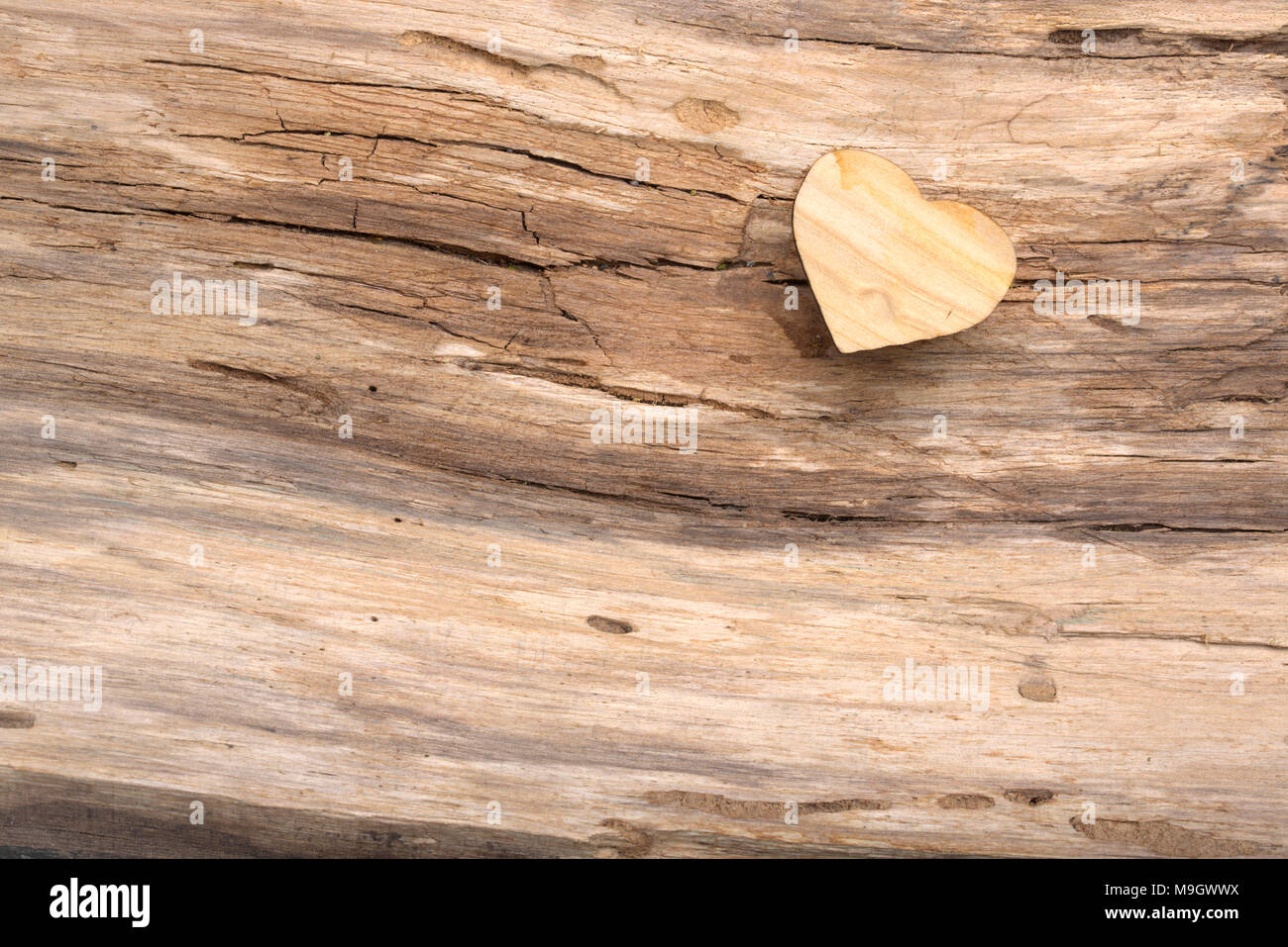Herz aus Holz Form Hintergrund Stockfoto