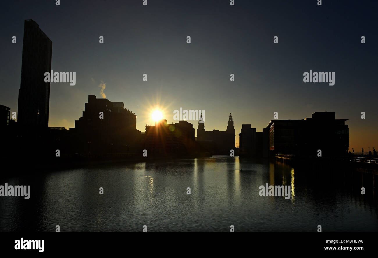 Sonnenaufgang über Liverpool, Freitag, 20. Januar 2017. Stockfoto