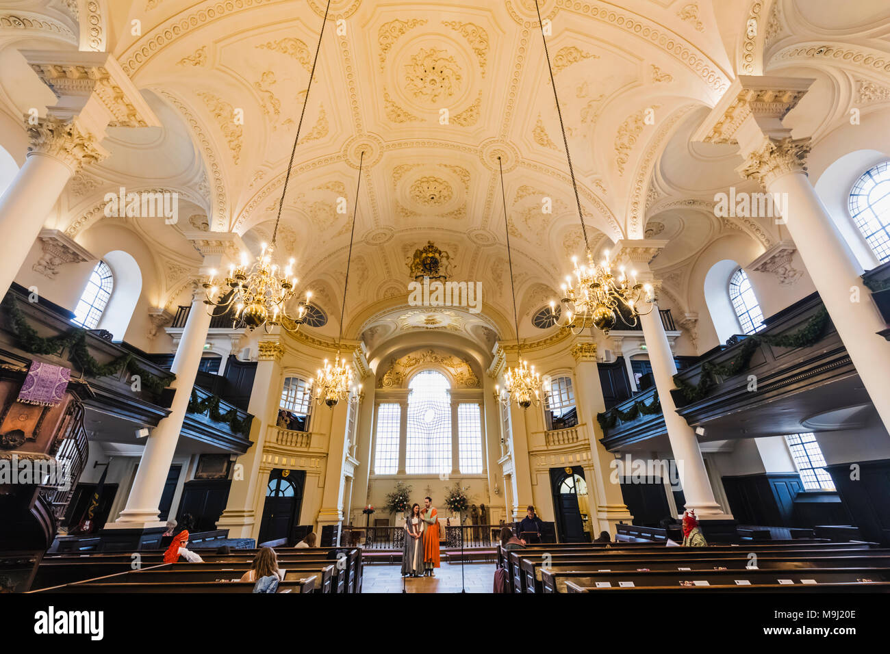 England, London, Trafalgar Square, St Martin-in-the-Fields Kirche Stockfoto