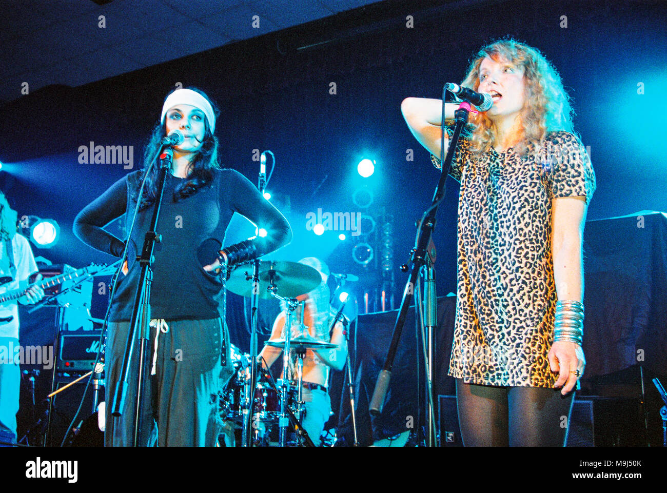 Angelblood (Band) durchführen bei All Tomorrows Parties April 2004 Pontins Camber Sands, Roggen, West Sussex, England, Vereinigtes Königreich. Stockfoto