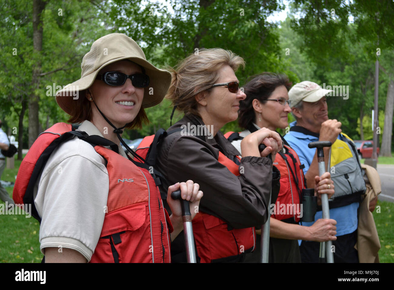 Minnesota Valley National Wildlife Refuge Aufsichtsrat Park Ranger Beth Ullenberg und ihre Mitarbeiter kam heraus für einen tollen Nachmittag auf dem Wasser. Foto von Tina Shaw/USFWS. Stockfoto