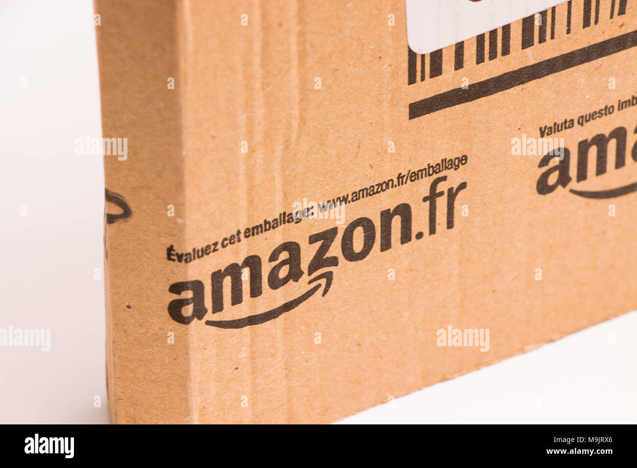 Amazon Karton Paket mail Stockfotografie - Alamy