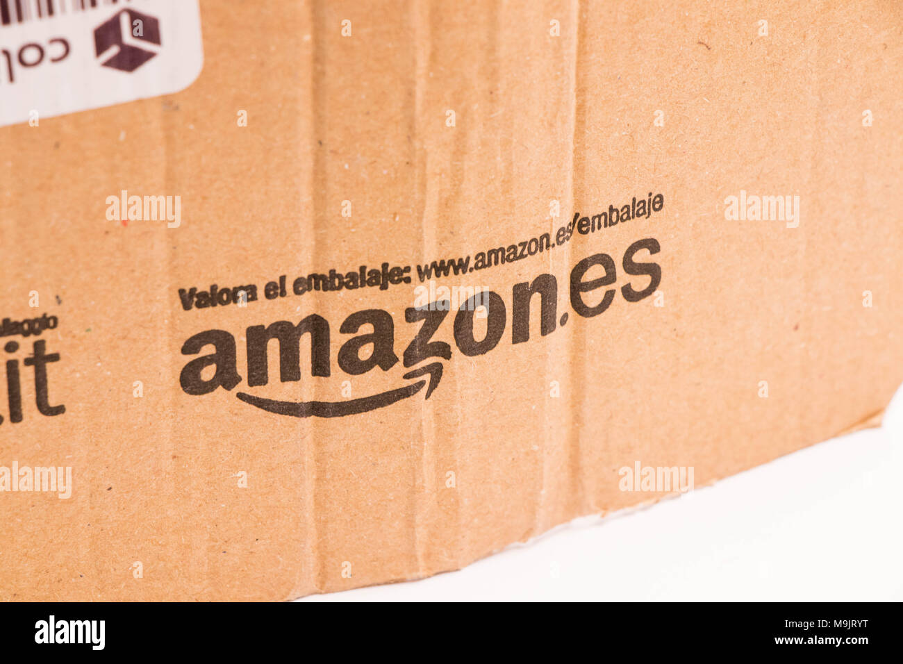 Leere Amazon Pappschachtel Stockfotos und -bilder Kaufen - Alamy