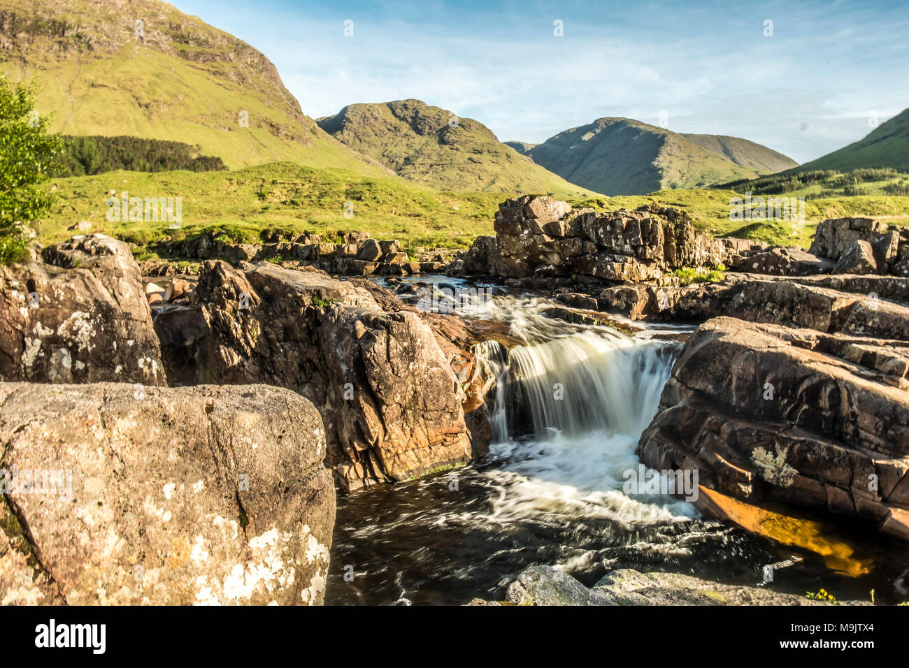 Etive River Wasserfall in den Highlands von Schottland Glencoe, Vereinigtes Königreich - Großbritannien Stockfoto