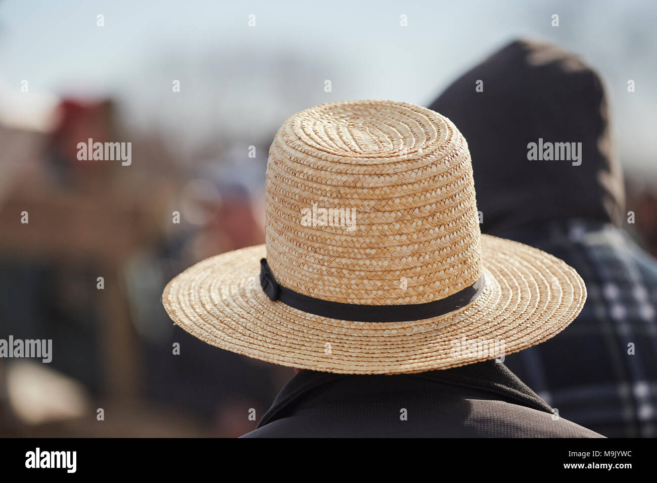 Amish Männer an einem Schlamm Verkauf, Pennsylvania Dutch Country, Lancaster County, Pennsylvania, USA Stockfoto