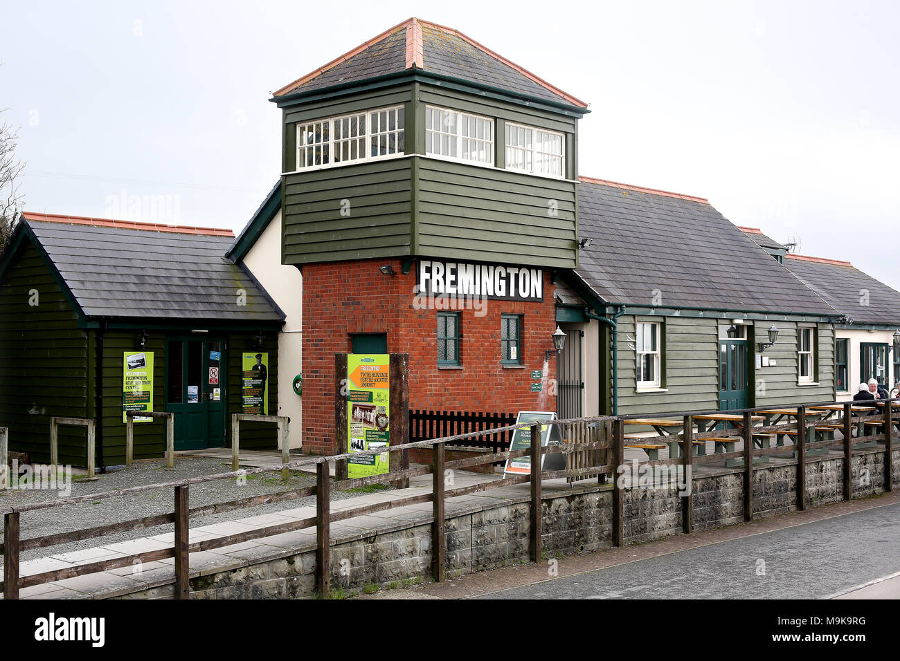 Allgemeine Ansichten des Fremington Quay in der Nähe von Barnstaple in Devon. Es ist jetzt ein Cafe und Heritage Center auf der Tarka Trail, sondern verwendet einen geschäftigen Hafen, imp. Stockfoto