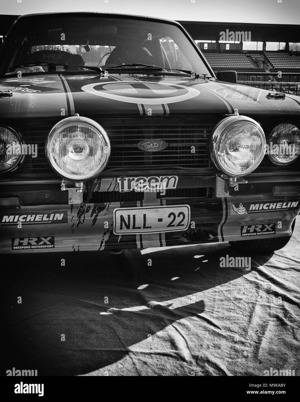 SANMARINO, SANMARINO - OTT 21, 2017: FORD ESCORT RS 1979 in alten Rennwagen Rallye historische Rennen Stockfoto