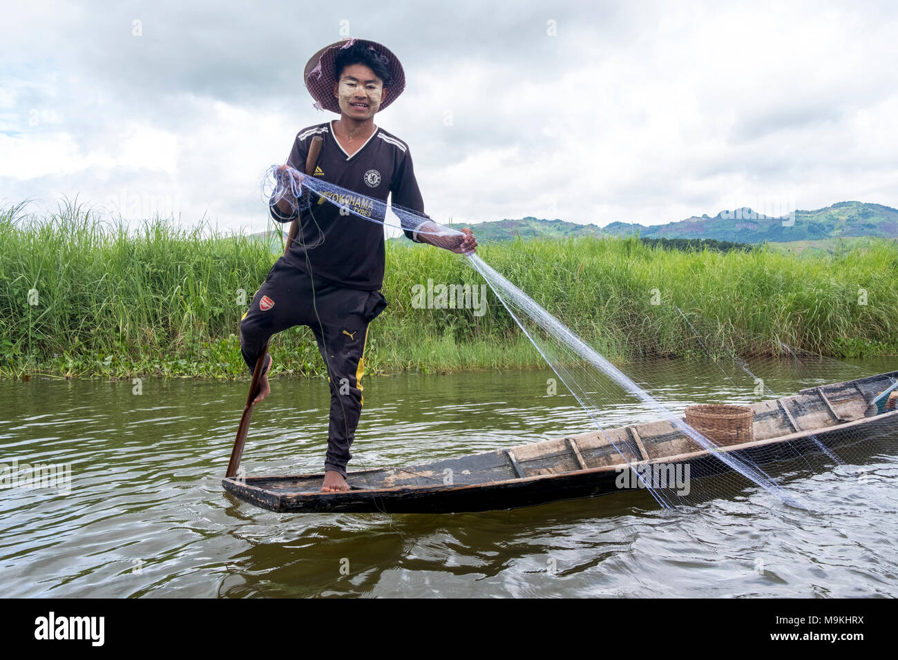 Fischer auf See Inle. Shan Staat, Myanmar. Stockfoto