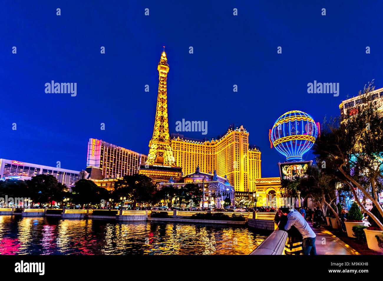 Das Eiffel Tower Restaurant und Paris Las Vegas, Navarda, USA. Stockfoto