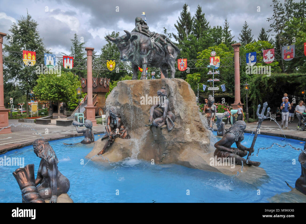 Der Europa-Park Rust ist der größte Freizeitpark in Deutschland. ist Rost zwischen Freiburg und Straßburg, Frankreich. Stockfoto