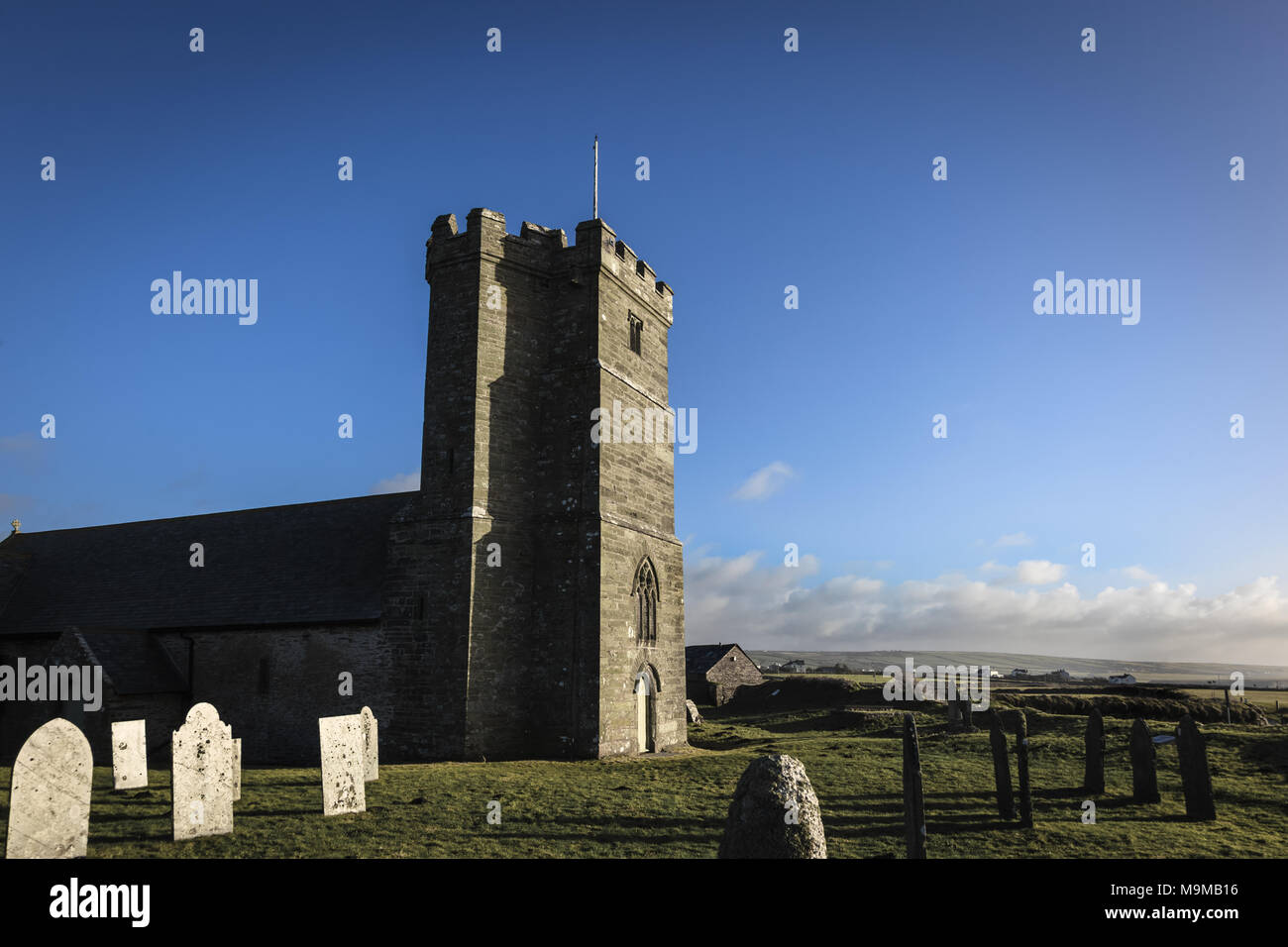 St. Materiana's Church, Tintagel, Cornwall an einem kalten Frühling Nachmittag Stockfoto