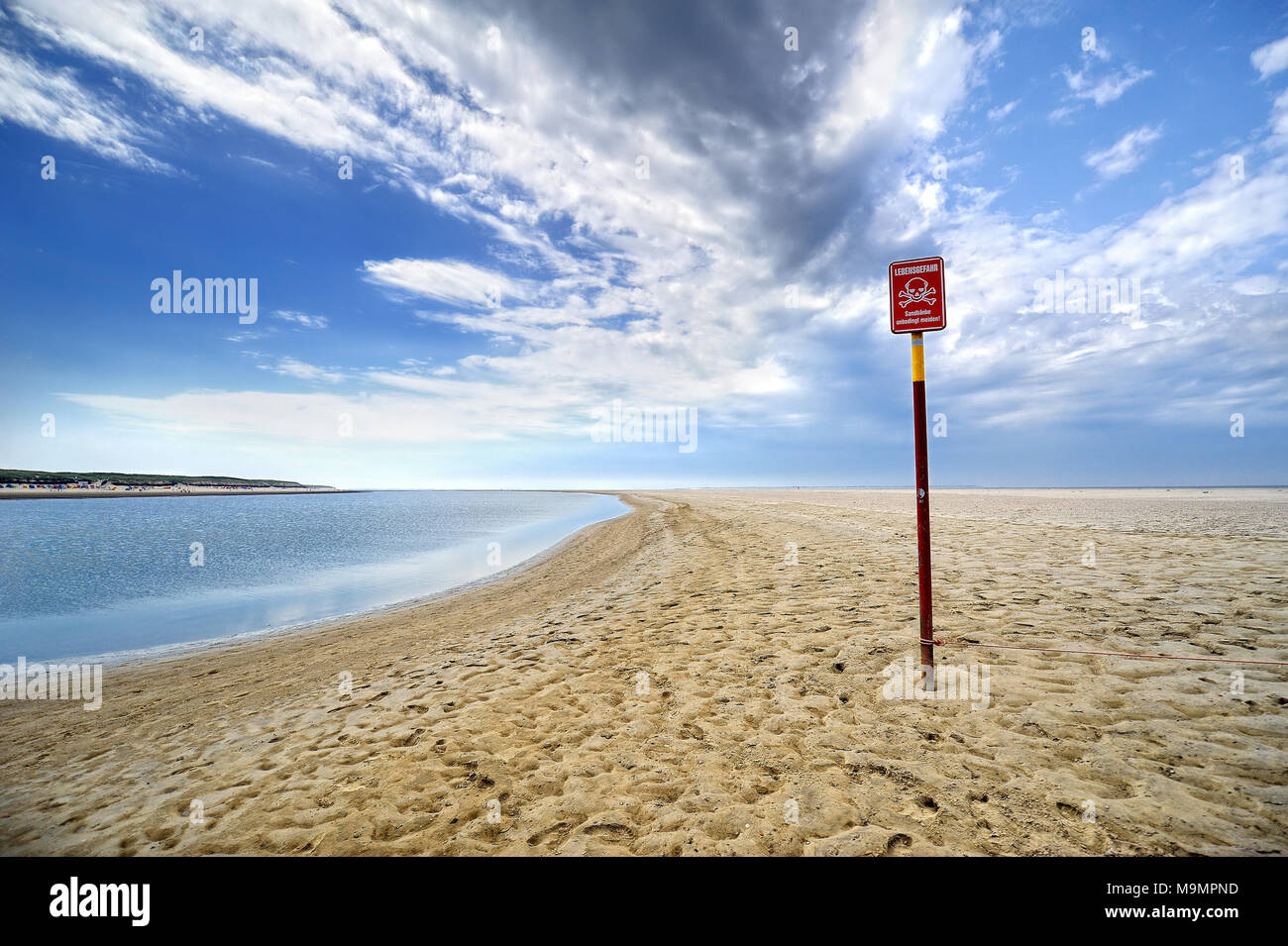 Warnzeichen für Gefahr von Tod, Sandbank, Strand, Langeoog, Ostfriesische Inseln, Deutschland Stockfoto