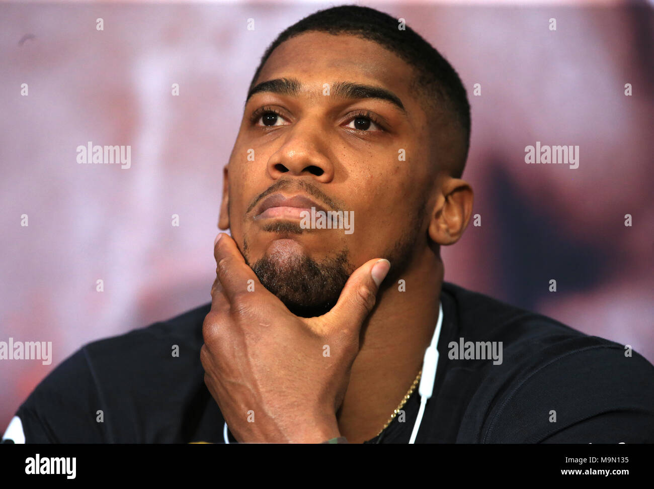 Anthony Joshua während einer Pressekonferenz auf Sky Sport Studios, Isleworth. Stockfoto