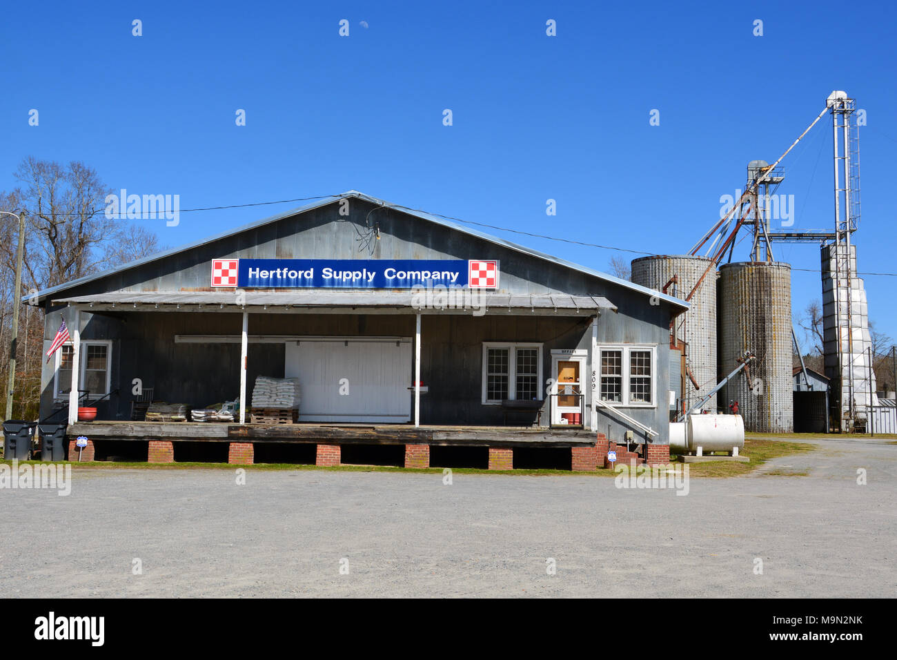 Ein feed Store in Hertford, einer kleinen Stadt im ländlichen nord-östlichen Nord-Carolina. Stockfoto