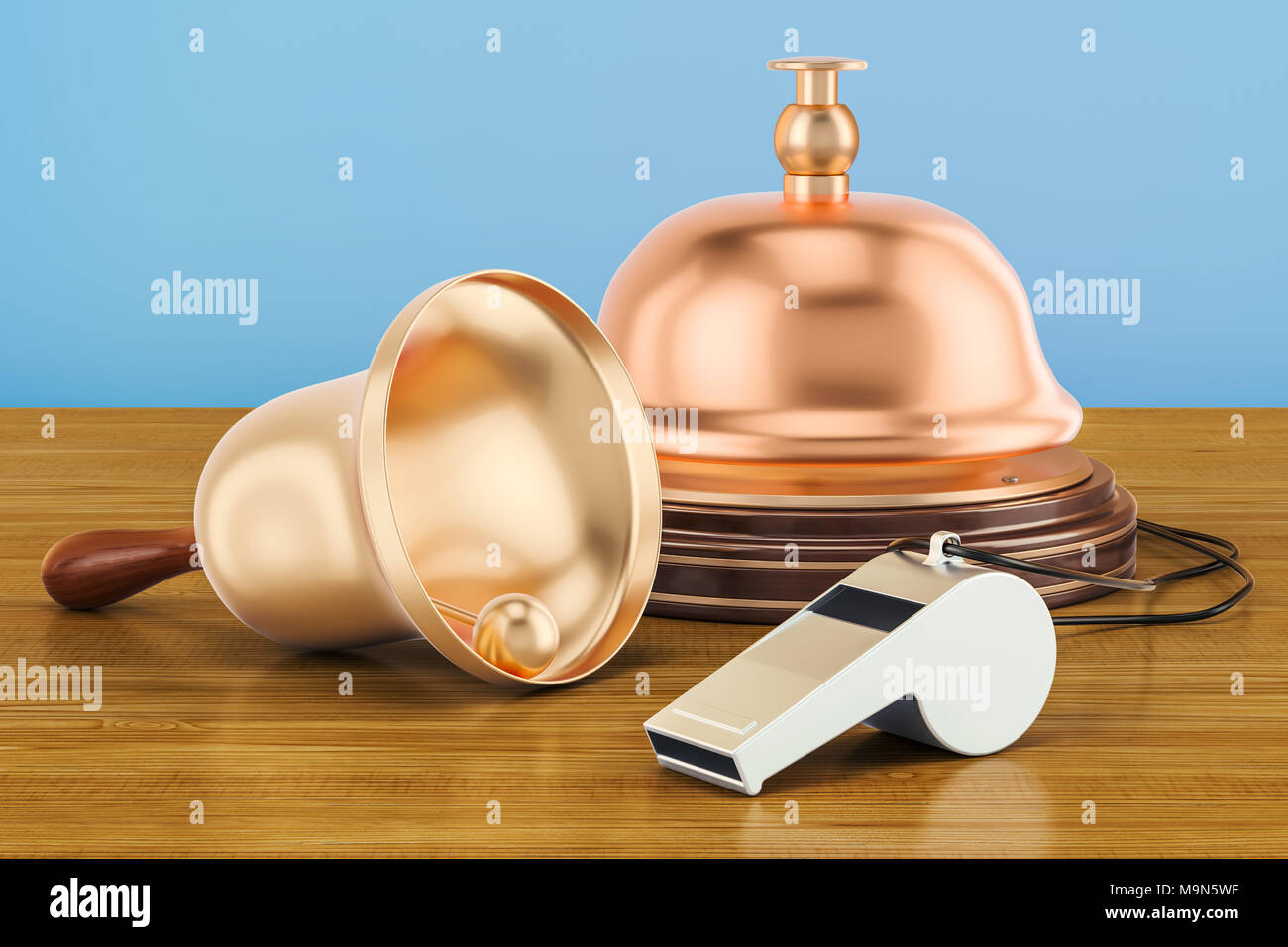 Glocken und Trillerpfeifen Konzept auf dem Holztisch. 3D-Rendering Stockfoto
