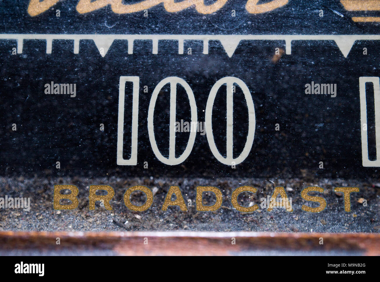 Altes Radio Anzahl broadcast Stockfoto