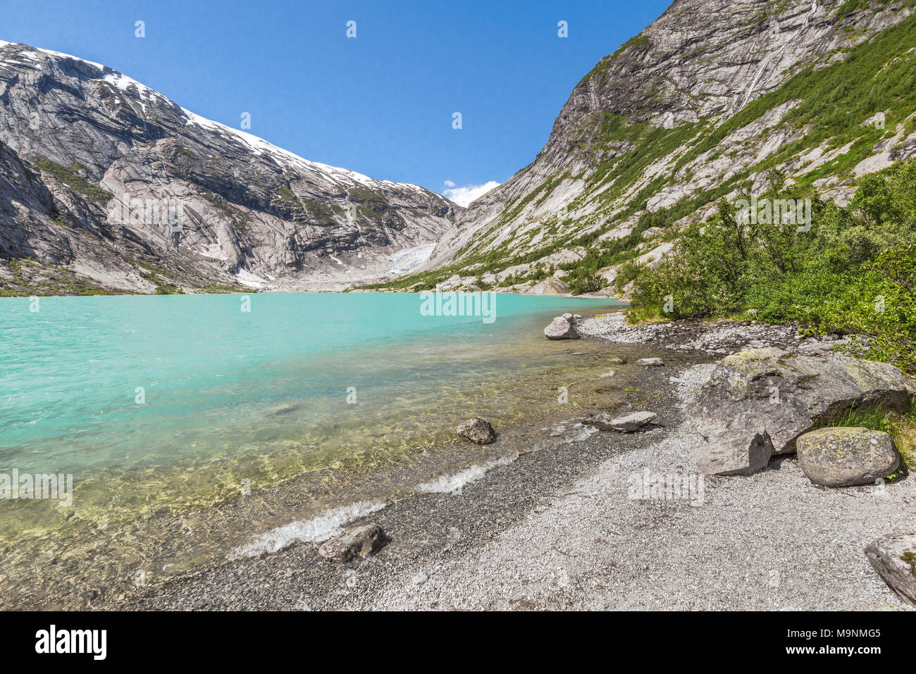 Strand von Glacier Lake Nigardsbreenvatnet, Norwegen, Jostedalsbreen Nationalpark Stockfoto