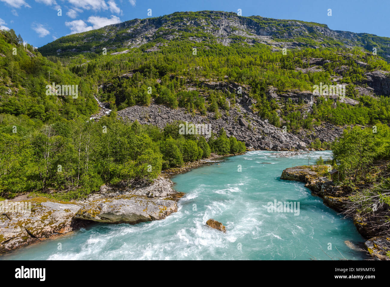 Landschaft von Tal Jostedalen, Norwegen, Fluss der Nigardsbreen Gletscher Jostedalsbreen Nationalpark Stockfoto