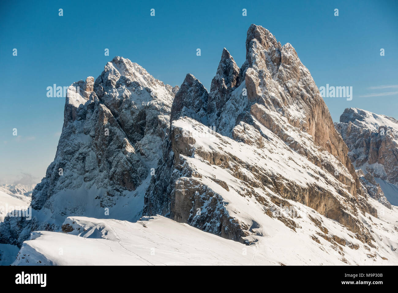 Geislerspitzen im Winter, Puez-Geisler Gruppe, St. Christina in Gröden, Dolomiten, Südtirol, Alto Adige, Italien Stockfoto