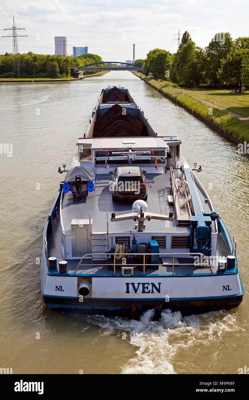 Frachtschiff auf dem Datteln-Hamm-Kanal, Datteln, Ruhrgebiet, Nordrhein-Westfalen, Deutschland, Europa Stockfoto