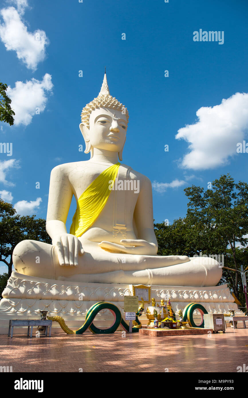 Phutthasathan Phu Sing Buddha Statue, Buri, sahatsakhan Bezirk, Provinz Kalasin, Isan, Nordosten Thailand Stockfoto