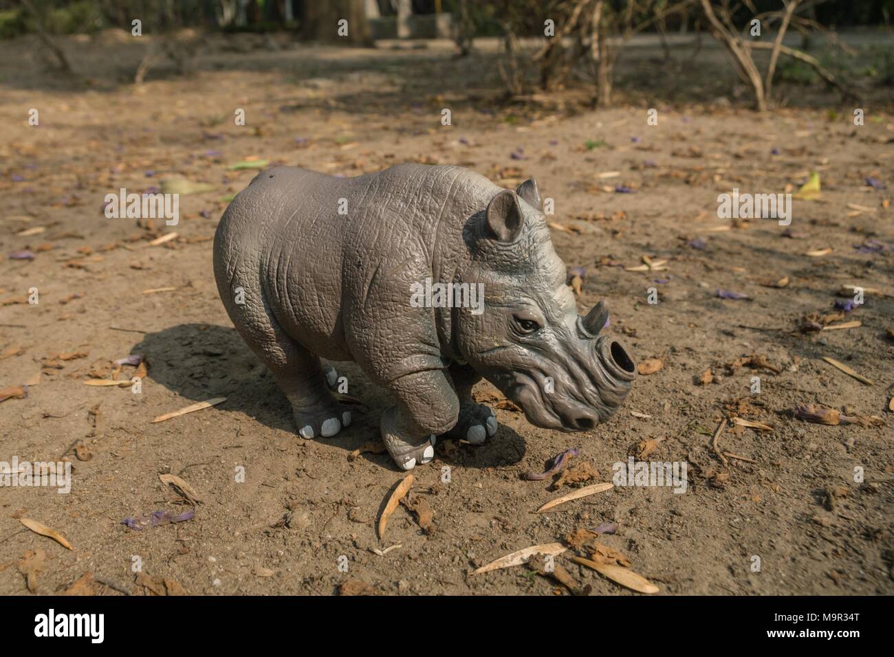 White Rhino Spielzeug ohne Horn in einer natürlichen Gelände. Stockfoto