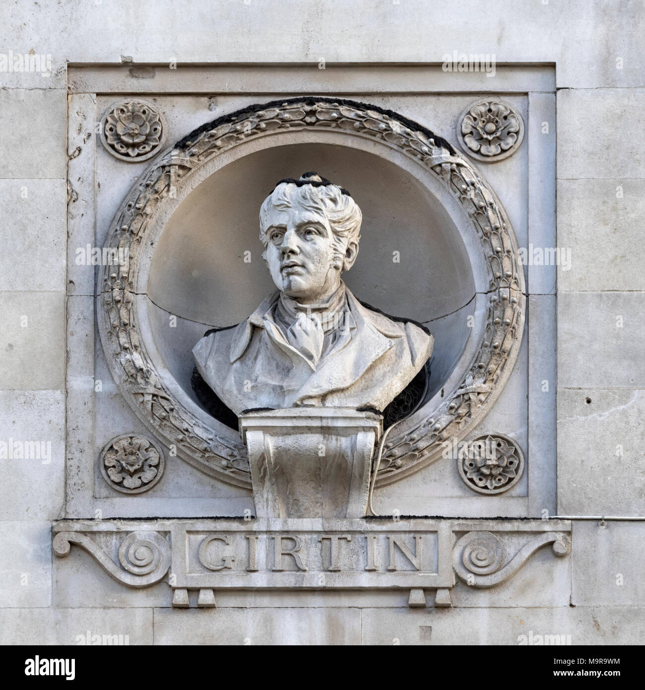 LONDON, Großbritannien - 8. MÄRZ 2018: Büste von Thomas Girtin an der Außenseite des Royal Institute of Painters in Water Colour Building in Piccadilly Stockfoto