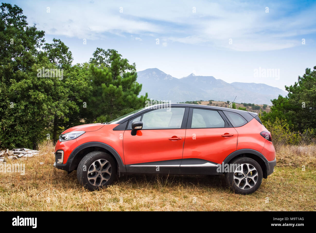 Noworossijsk, Russland - 21. August 2016: Renault Kaptur. Russische Version von Kleinwagen crossover Renault Captur Wagen mit langem Radstand, erhöhte g Stockfoto